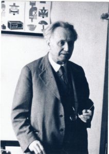 Oberschulleiter Dr. Karl Knopf.